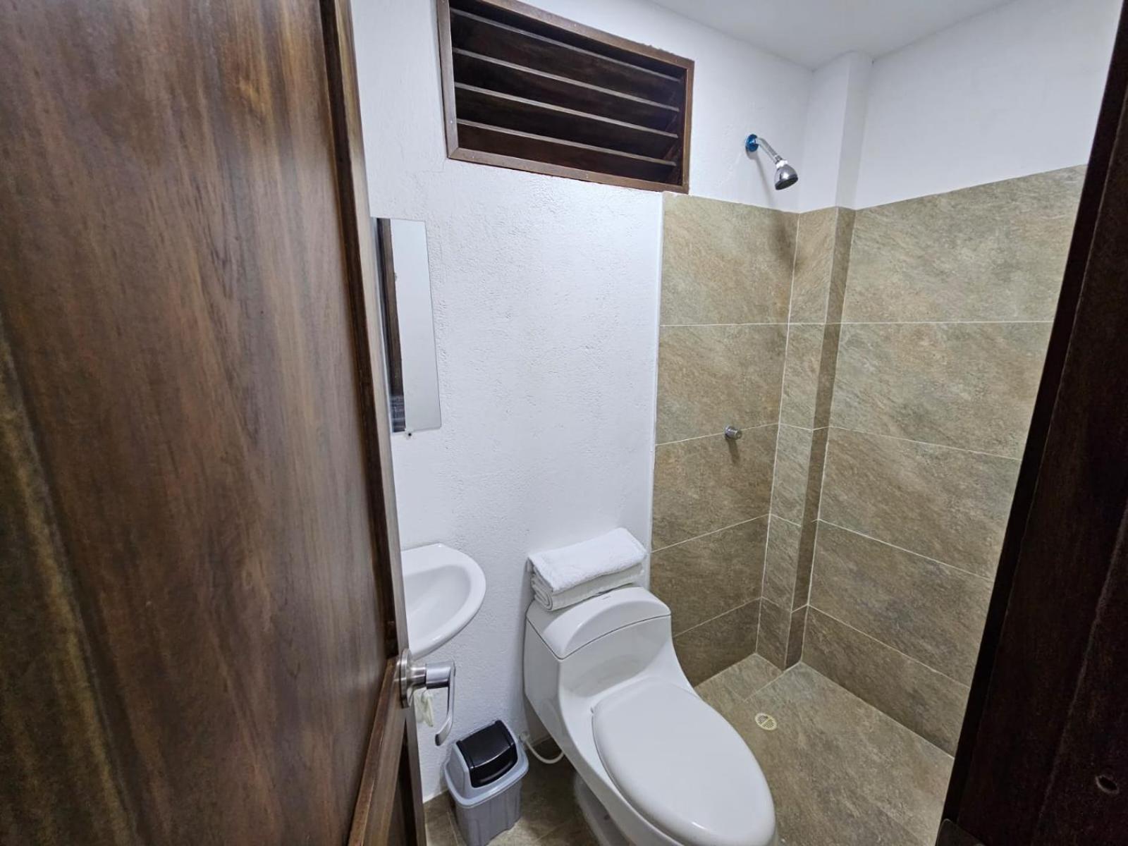 Hotel Victoria Queen فيلافيجا المظهر الخارجي الصورة